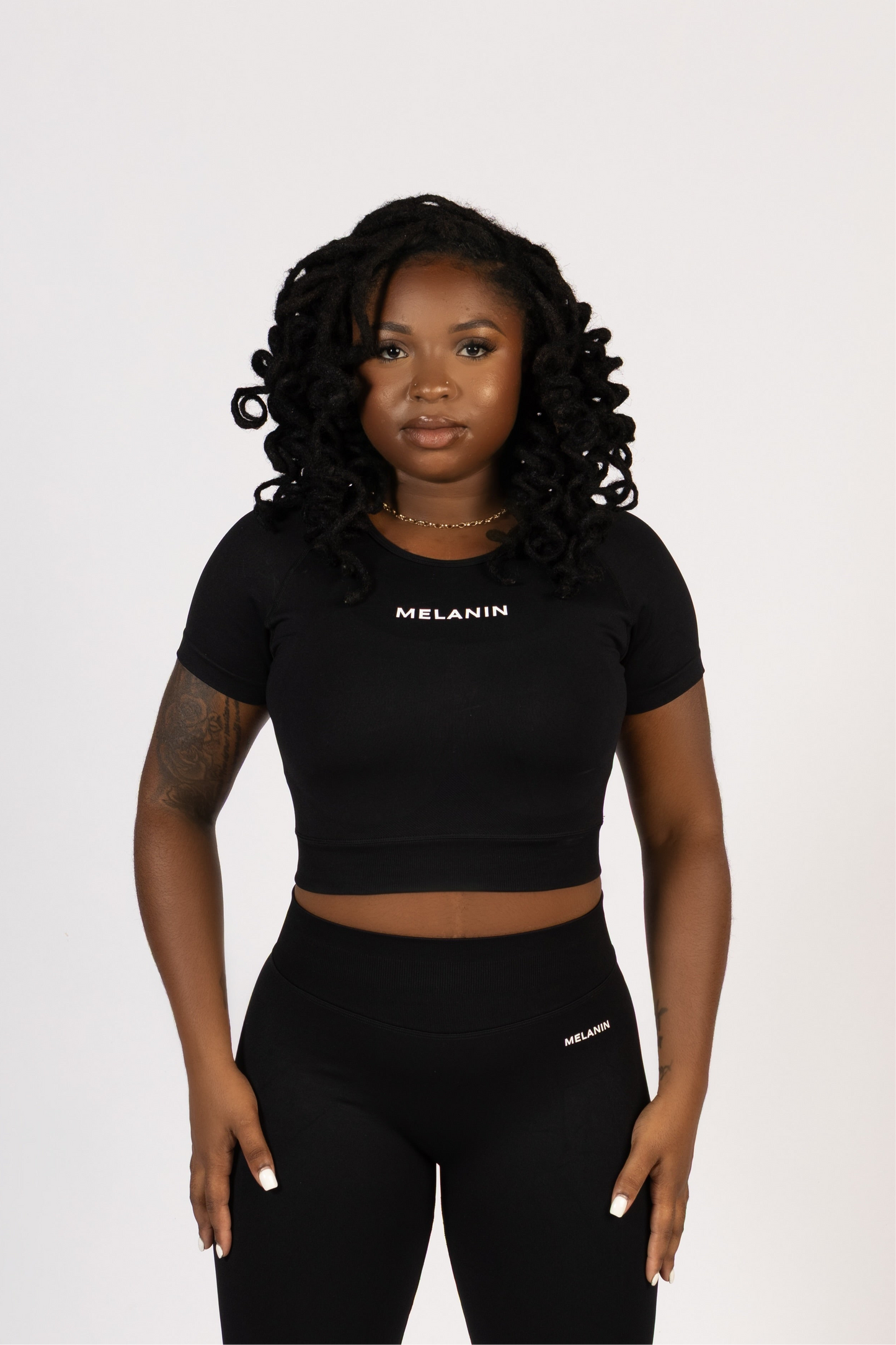 SEAMLESS CROP TOP SHIRT