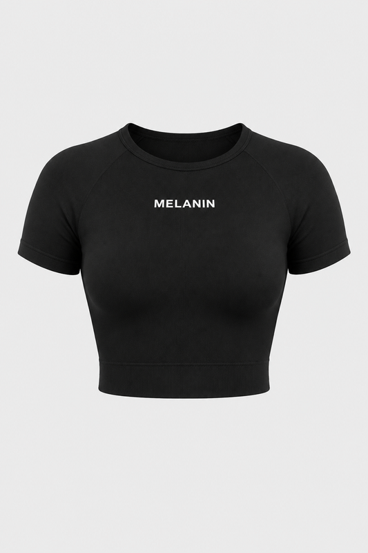 BLACK SEAMLESS CROP TOP SHIRT