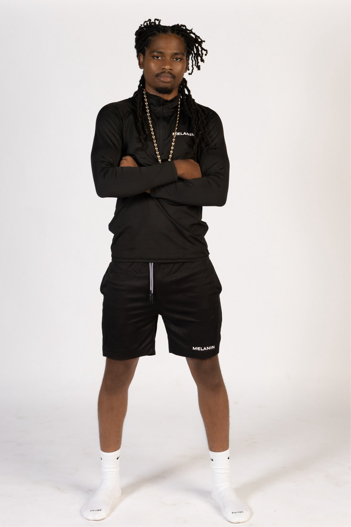 SLIM FIT SHORTS