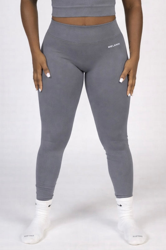 GREY SEAMLESS LEGGINGS